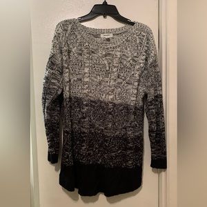🩶 Dress barn Black/White/Gray sweater 🤍